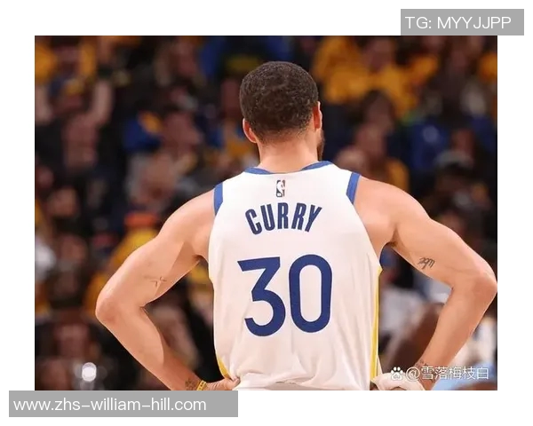 库里现身球队训练场透露恢复进展但未确定回归时间